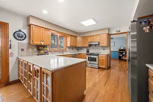 1020 Berkshire Ct, Sycamore, IL 60178 - Photo 18