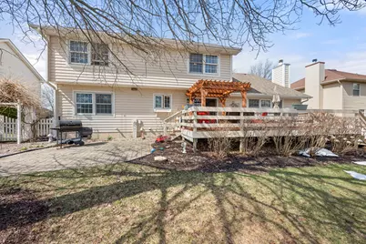 1020 Berkshire Court, Sycamore, IL 60178 - Photo 8