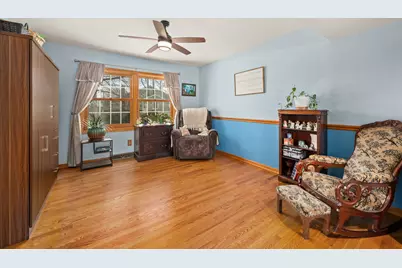 1020 Berkshire Court, Sycamore, IL 60178 - Photo 16