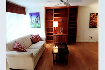 1625 Glenview Road #103, Glenview, IL 60025 - Photo 8