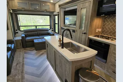 2795 E 28th Lot 298 Road, Seneca, IL 61360 - Photo 6