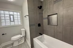 16752 Artesian Ave, Hazel Crest, IL 60429 - Photo 8