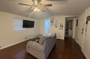 300 Spelter Ave, Danville, IL 61832 - Photo 4