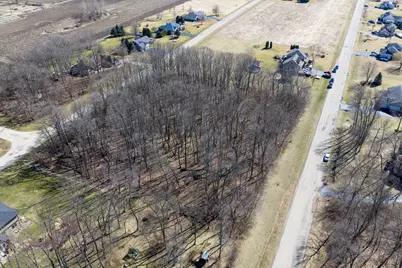 205 Kyle Lane, Kirkland, IL 60146 - Photo 4