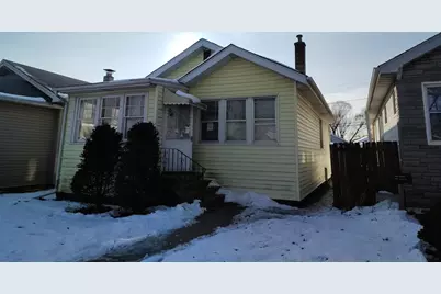 5541 W Grace Street, Chicago, IL 60641 - Photo 2