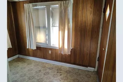 5541 W Grace Street, Chicago, IL 60641 - Photo 12