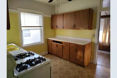 5541 W Grace Street, Chicago, IL 60641 - Photo 10