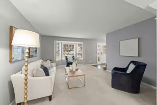 1371 E Braymore Circle, Naperville, IL 60564 - Photo 6