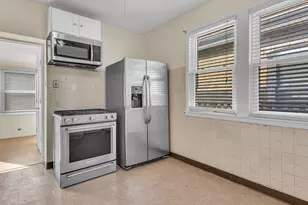 2516 N Keeler Ave, Chicago, IL 60639 - Photo 12