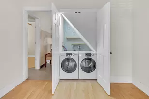 2516 N Keeler Ave, Chicago, IL 60639 - Photo 8