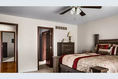 1607 Chestnut Grove Court, Champaign, IL 61822 - Photo 84