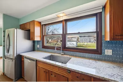 203 Fairview Drive, Saint Charles, IL 60174 - Photo 16