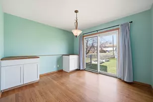 203 Fairview Dr, Saint Charles, IL 60174 - Photo 12