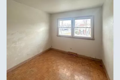 17807 Grandview Drive, Hazel Crest, IL 60429 - Photo 2