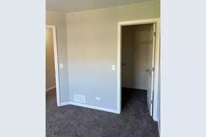 705 N Keystone Lane, Vernon Hills, IL 60061 - Photo 10