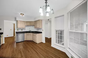 125 Stevens Dr, Schaumburg, IL 60173 - Photo 6