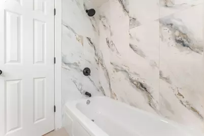 18241 Ridgewood Avenue, Lansing, IL 60438 - Photo 12