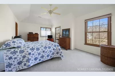 710 N Kenilworth Avenue, Glen Ellyn, IL 60137 - Photo 22