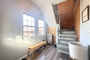 5758 W Warwick Ave, Chicago, IL 60634 - Photo 12