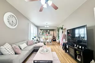 5758 W Warwick Ave, Chicago, IL 60634 - Photo 4