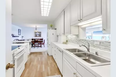 1630 N Sheridan Road #7K, Wilmette, IL 60091 - Photo 14