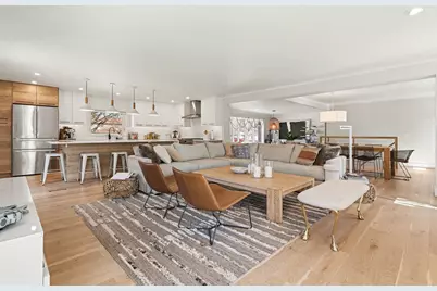 1515 E Oakton Street, Arlington Heights, IL 60004 - Photo 2