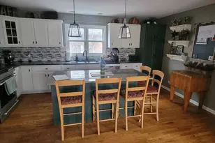 4700 Stonewall Ave, Downers Grove, IL 60515 - Photo 6