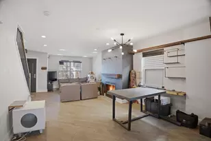 1029 N Avers Ave, Chicago, IL 60651 - Photo 4