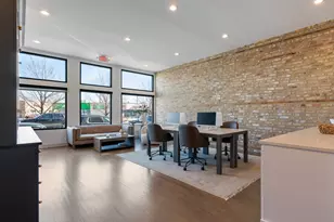 2370 N Elston Ct, Chicago, IL 60614 - Photo 4