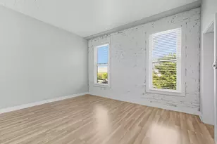 2370 N Elston Ct, Chicago, IL 60614 - Photo 24