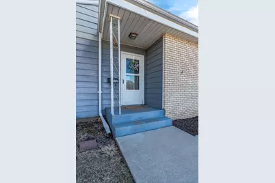 1222 7th Avenue Court, Silvis, IL 61282 - Photo 2