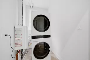 2345 W 23rd Pl, Chicago, IL 60608 - Photo 4