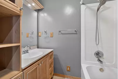 104 N Center Street, Gardner, IL 60424 - Photo 14