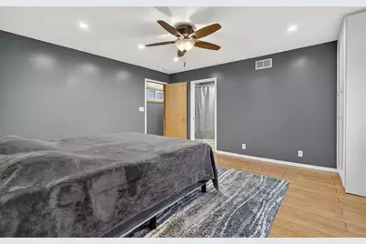 104 N Center Street, Gardner, IL 60424 - Photo 16