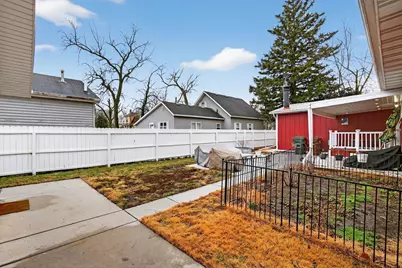 104 N Center Street, Gardner, IL 60424 - Photo 34