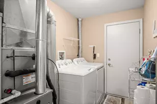 165 E Park Ave, Sugar Grove, IL 60554 - Photo 14