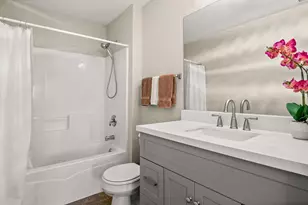 165 E Park Ave, Sugar Grove, IL 60554 - Photo 24