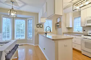 1016 N Glenview Ct, Palatine, IL 60067 - Photo 12