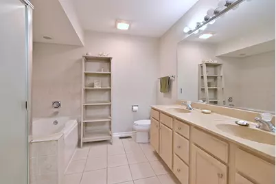 1016 N Glenview Court, Palatine, IL 60067 - Photo 20