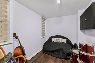 4940 W Ainslie Avenue, Chicago, IL 60630 - Photo 18