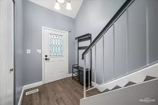 1325 Gloucester Cir, Carol Stream, IL 60188 - Photo 2