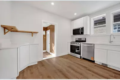 2808 N 76th Court, Elmwood Park, IL 60707 - Photo 4