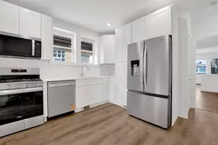 2808 N 76th Ct, Elmwood Park, IL 60707 - Photo 2