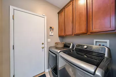 2921 McDuffee Circle, North Aurora, IL 60542 - Photo 12