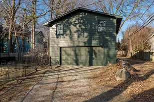 326 S 2nd St, Rockford, IL 61104 - Photo 6