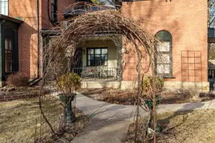 326 S 2nd St, Rockford, IL 61104 - Photo 10