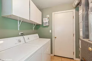 936 Moultrie Ct, Naperville, IL 60563 - Photo 8