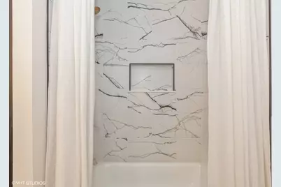 936 Moultrie Court, Naperville, IL 60563 - Photo 20