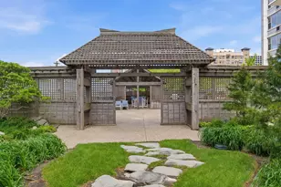4250 N Marine Dr, Chicago, IL 60613 - Photo 22
