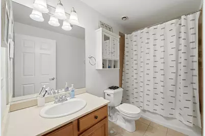 1645 W Ogden Avenue #714, Chicago, IL 60612 - Photo 8